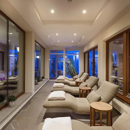 Baerenhotel 5*